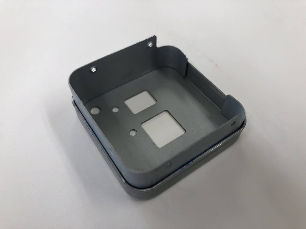 家電製品 材質:SECC 板厚:0.8t